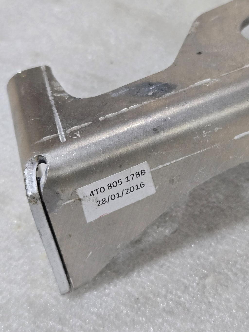 2018-2022 Lamborghini Huracan Right RH Front Frame Angle Bracket 4T0805178B OEM