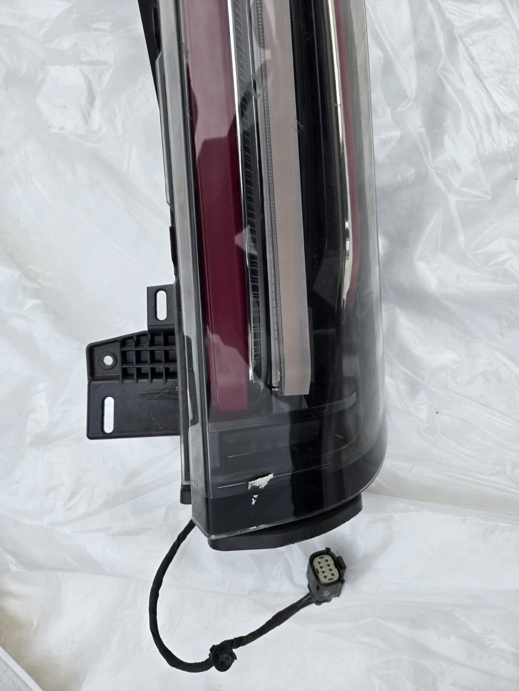 2021-2024 CADILLAC ESCALADE LED RIGHT RH PASSENGER TAIL LIGHT OEM 85120249