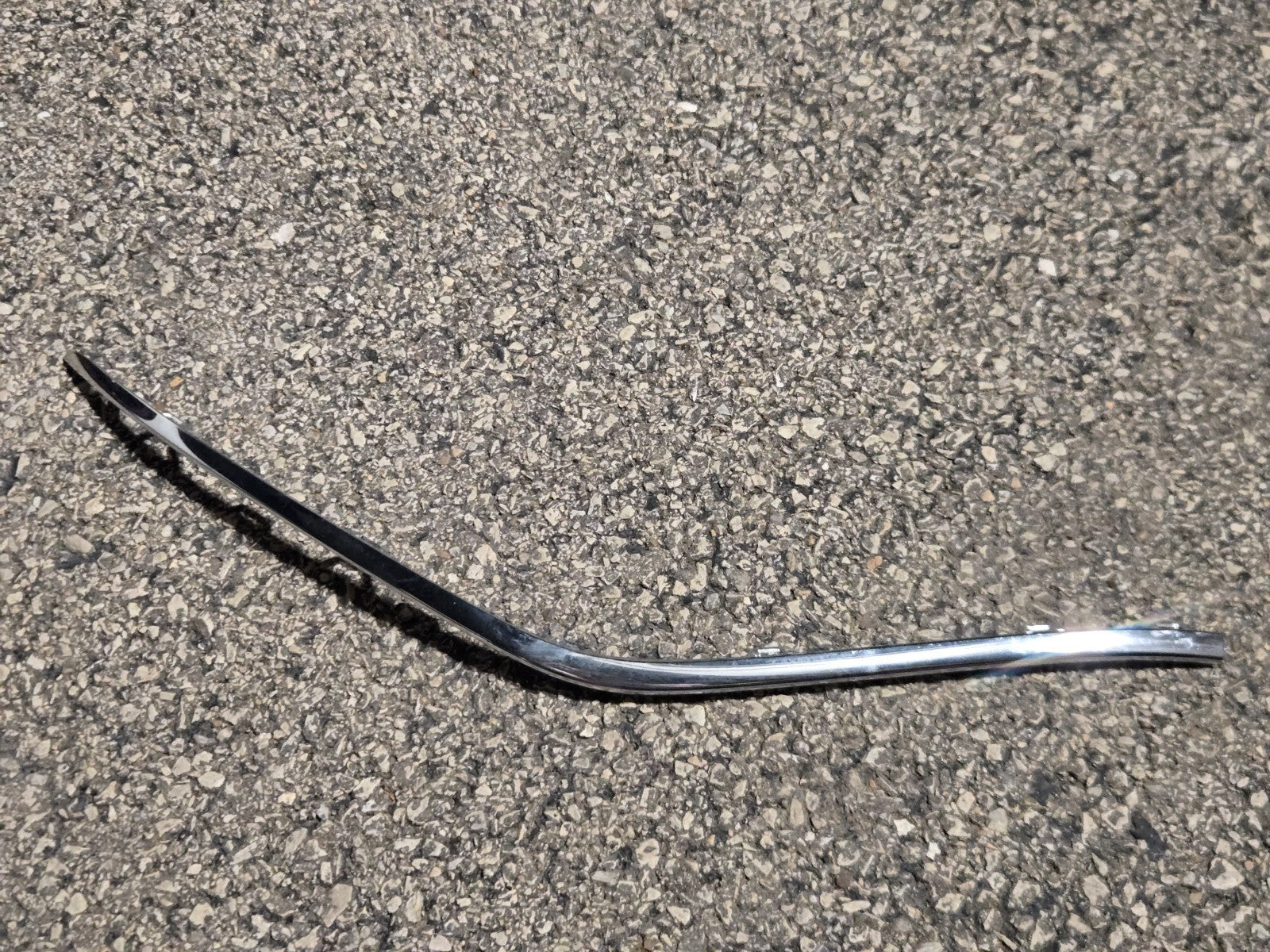 Genuine Mercedes-Benz Bumper Trim A1678851810 RH OEM