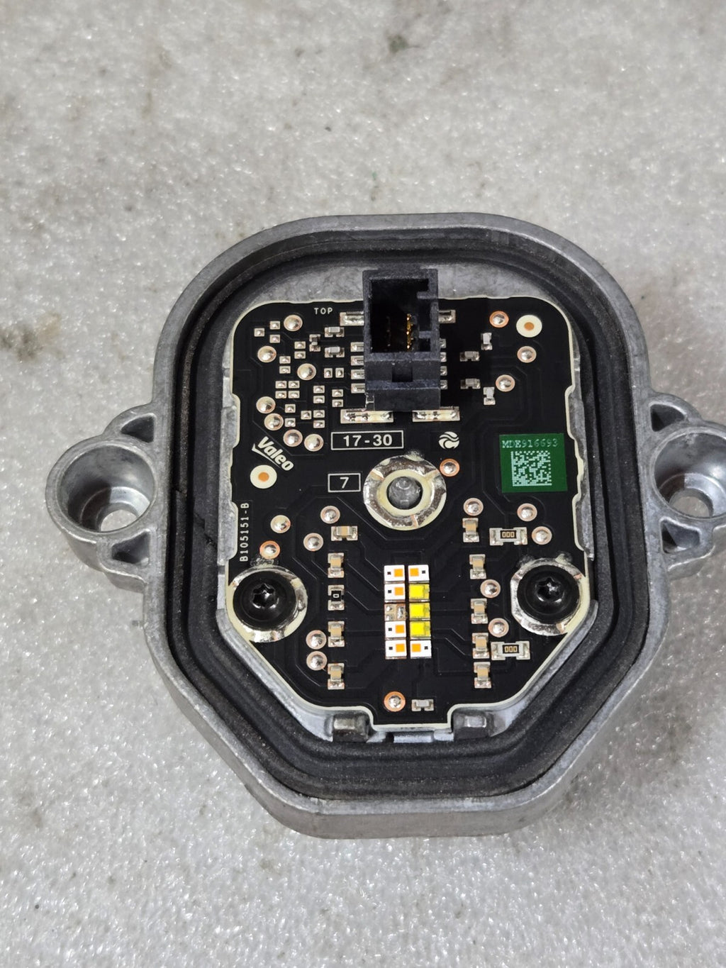 2018-2019 VOLVO XC90 DAY TIME XENON HEADLIGHT BALLAST CONTROL MODULE MDE916693