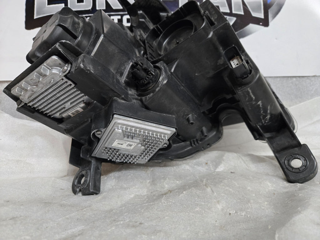 2017 - 2022 Jeep Grand Cherokee Left LH Non-AFS Xenon Headlight OEM 68426873AD
