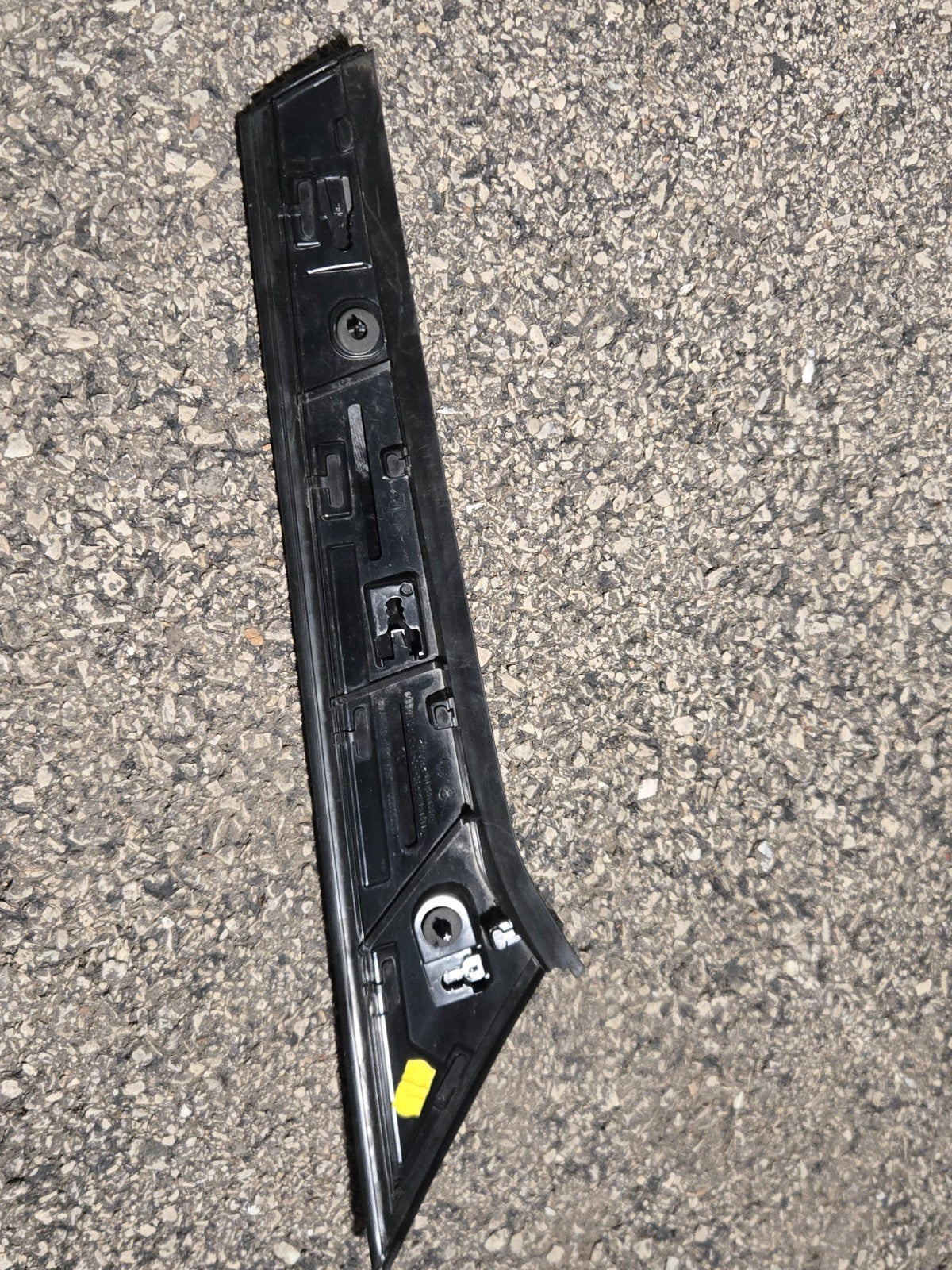 2023 Mercedes-Benz GLE W167 Rear Left Lid Lid Trim A1677901700 OEM