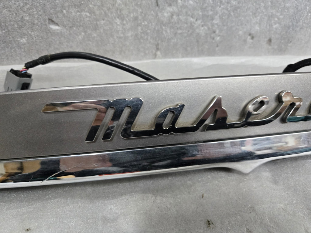 2014-2017 Maserati Ghibli Trunk Deck Lid Cover w/Camera 670010759 OEM 178269