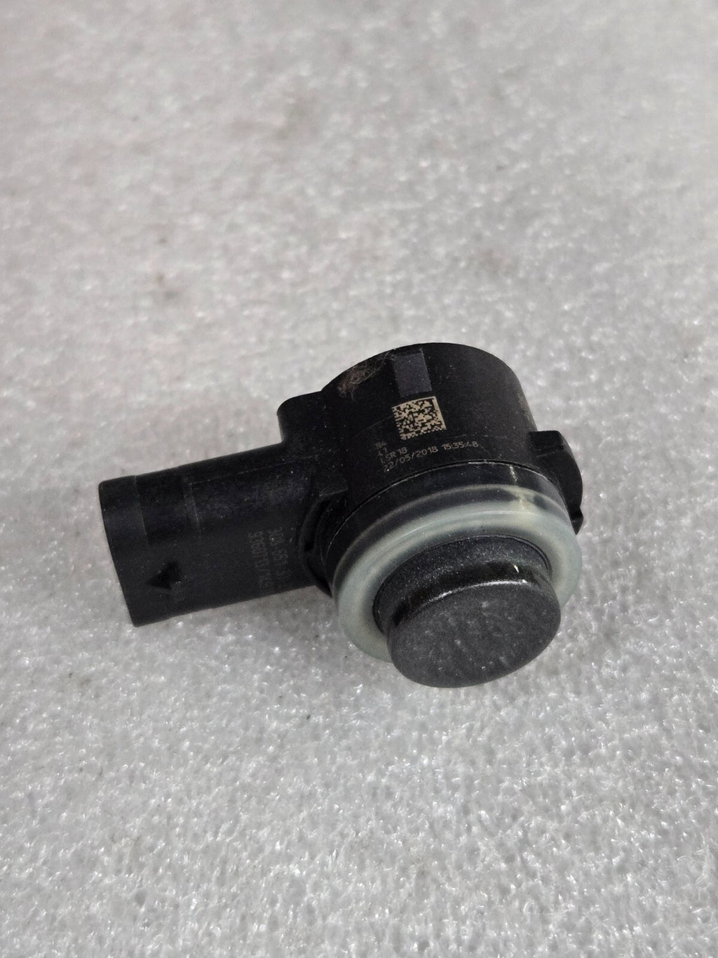 GENUINE BMW X5 X6 PDC PARKING DISTANCE BUMPER SENSOR BLACK OEM 9283200