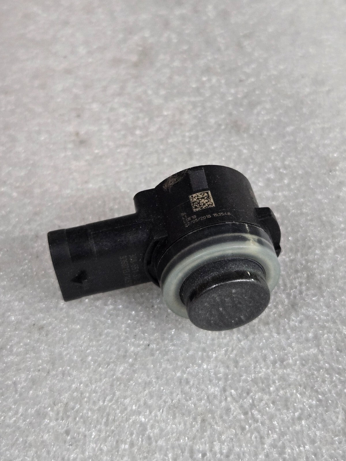 GENUINE BMW X5 X6 PDC PARKING DISTANCE BUMPER SENSOR BLACK OEM 9283200