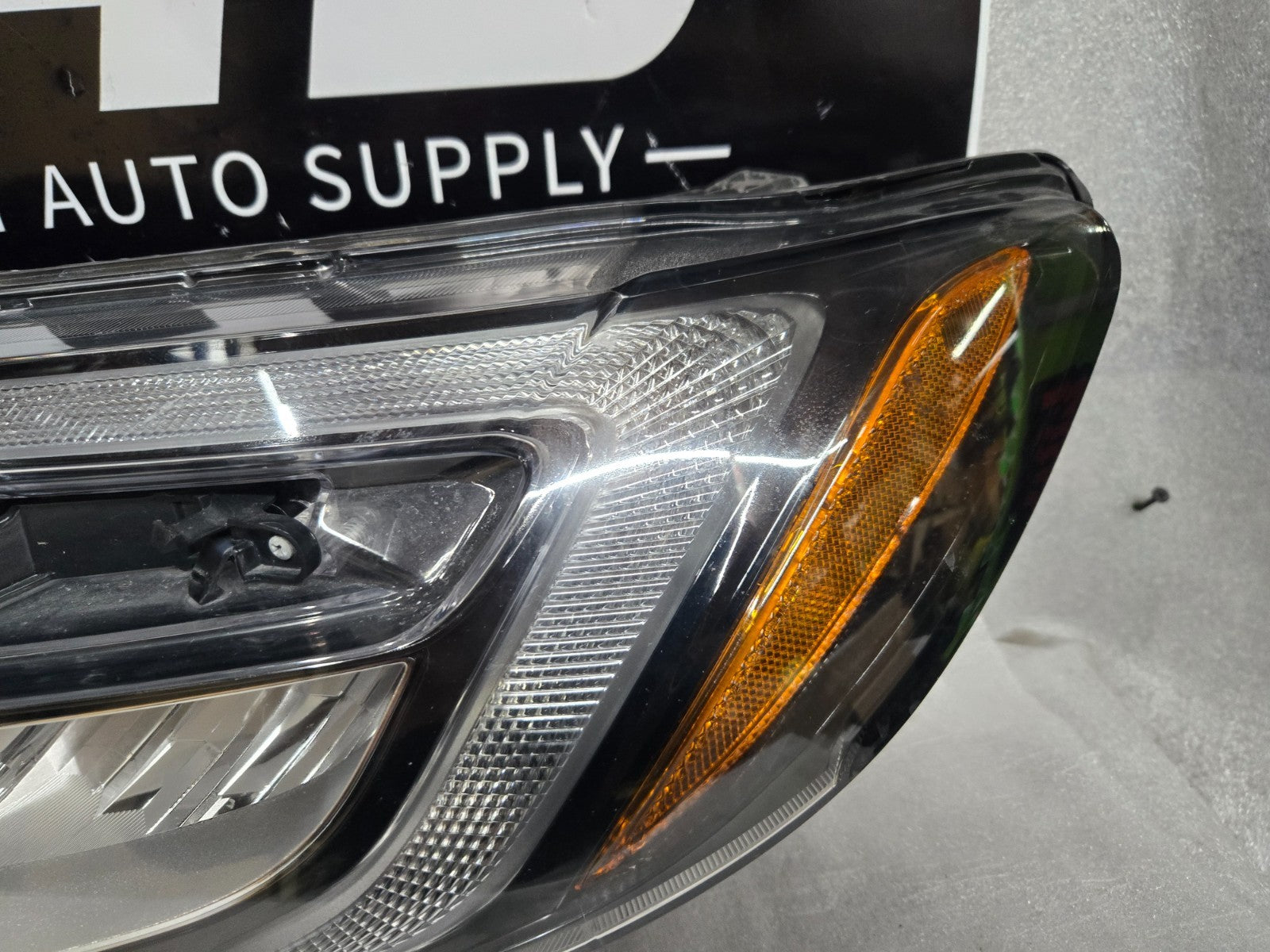 2019-2022 Honda Pilot Left LH Drivers Side Full LED Headlight OEM 33150TG7A32