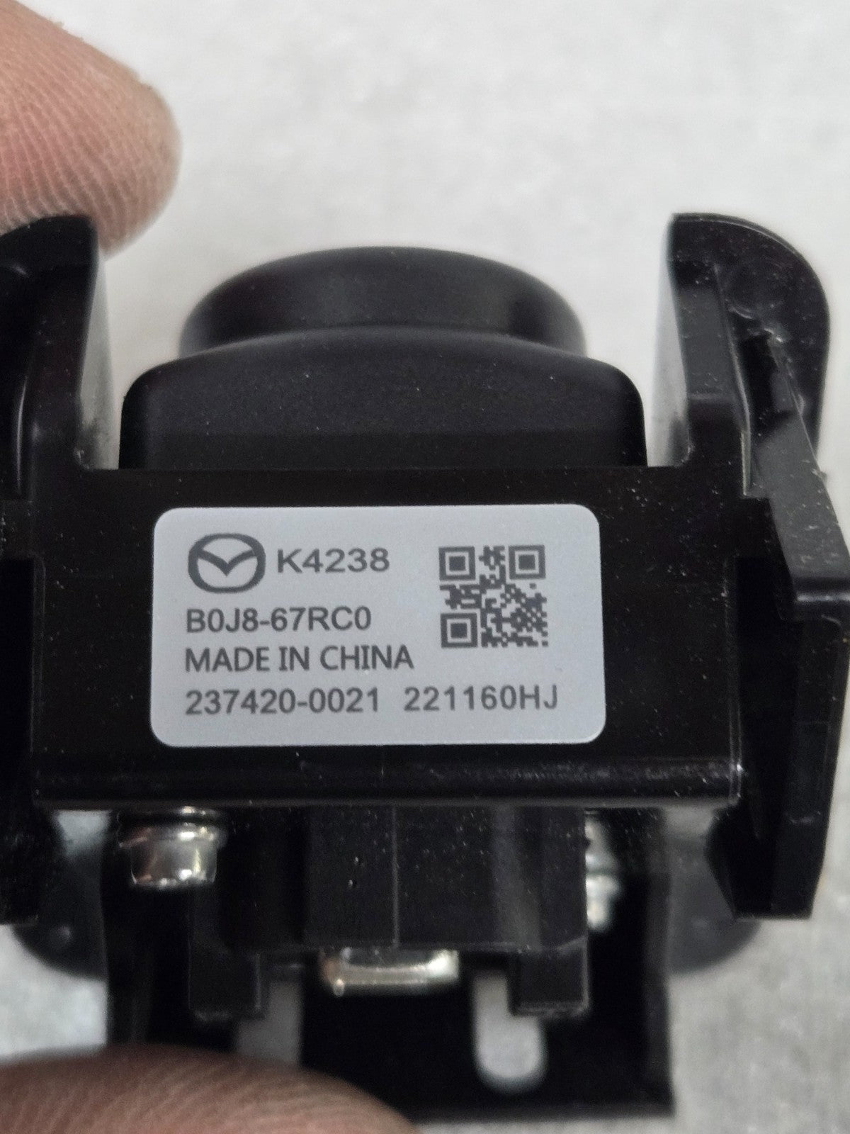 2019 - 2023 Mazda 3 Rear Backup Camera B0J8-67RC0 NEW OEM