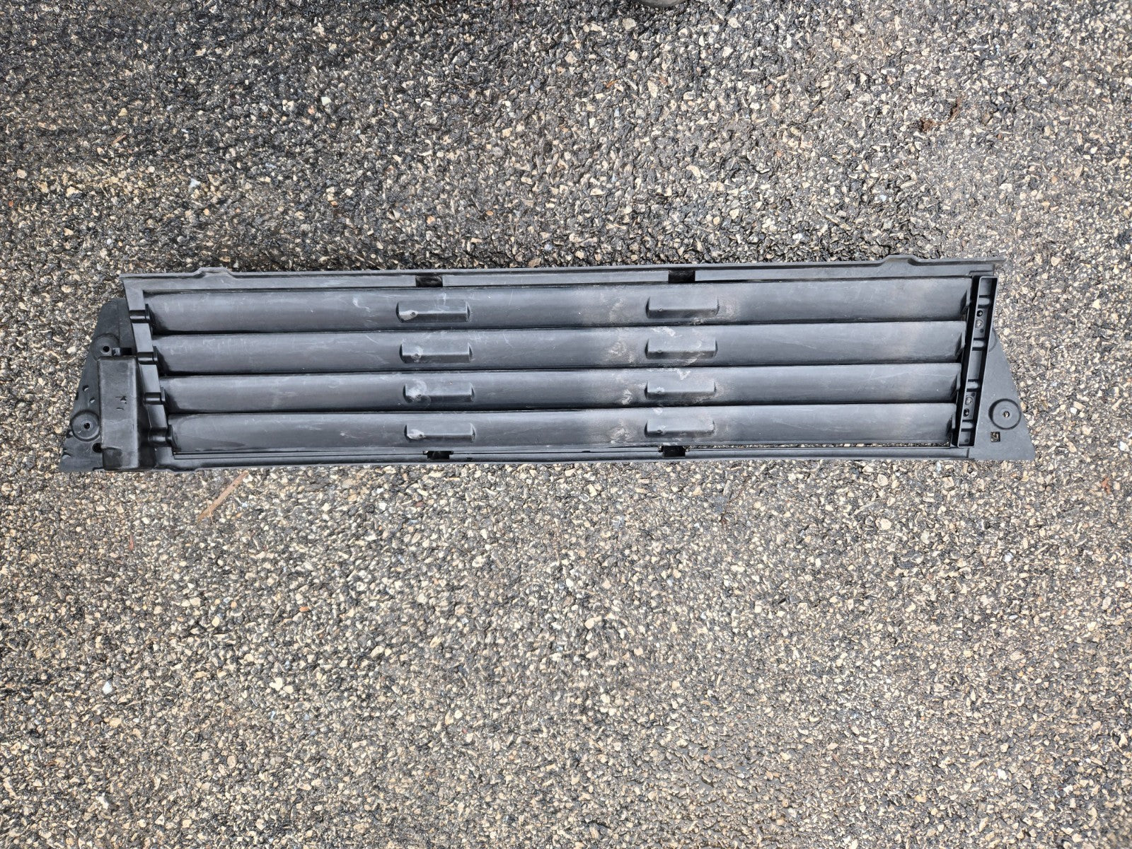 2022 2023 2024 LAND ROVER RANGE ROVER GRILLE GRILL OEM USED M8E2-8475-A