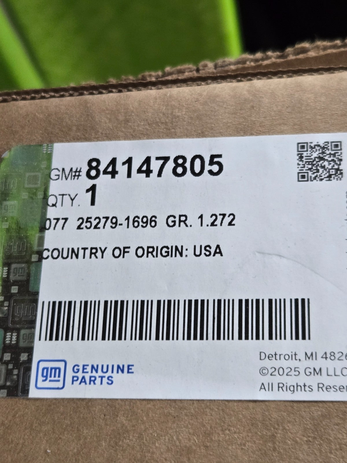 Genuine GM Radiator Air Front Upper Baffle 84147805 NEW OEM