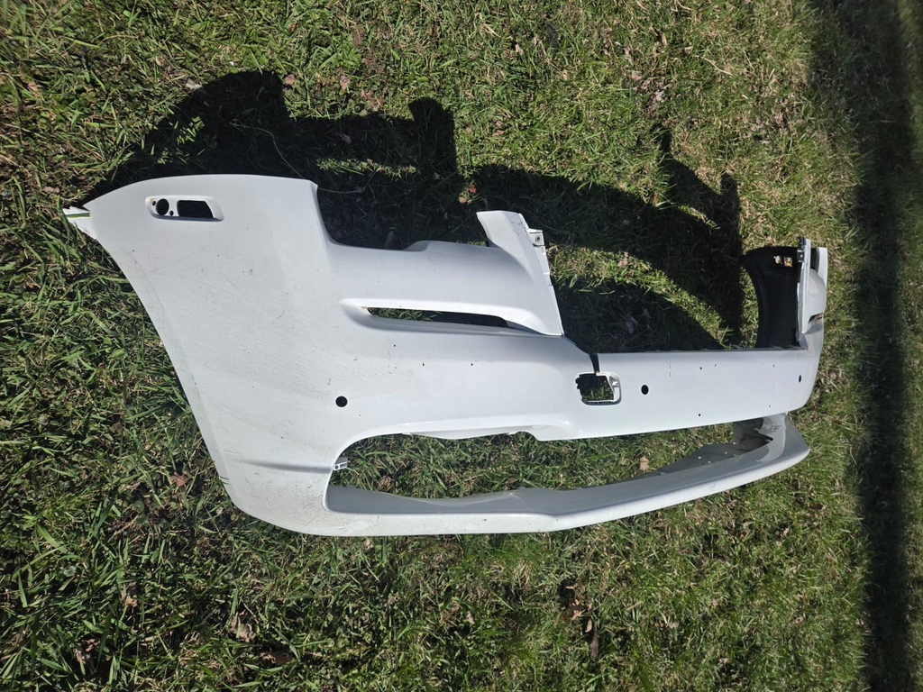 2018 2019 2020 Rolls Royce Ghost Front Bumper Cover 51117446939 OEM White