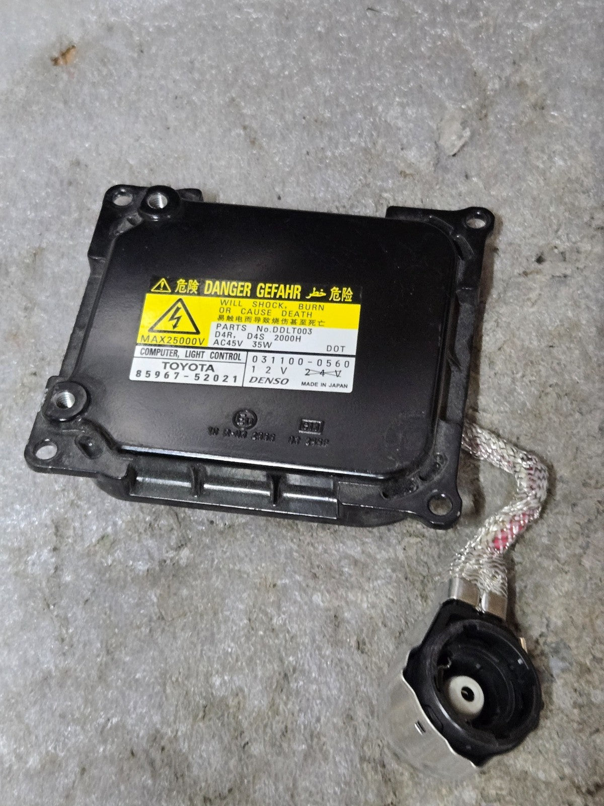 2010-2012 Lexus RX 350 450H Xenon Ballast 85967-52021 OEM
