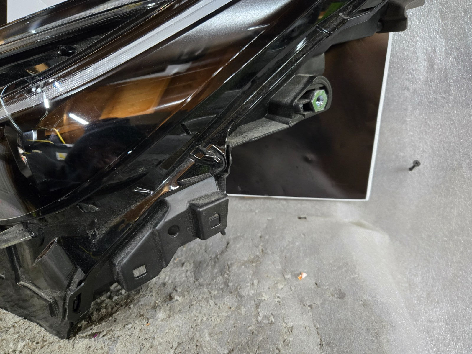 2023 2024 2025 TOYOTA PRIUS LED HEADLIGHT LEFT LH DRIVER SIDE OEM