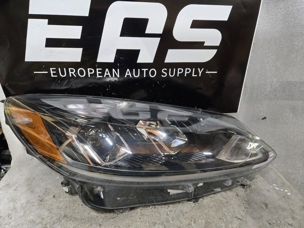2020 2021 2022 Ford Escape Halogen Headlight Head Light Right OEM LJ6B-13W029-AH