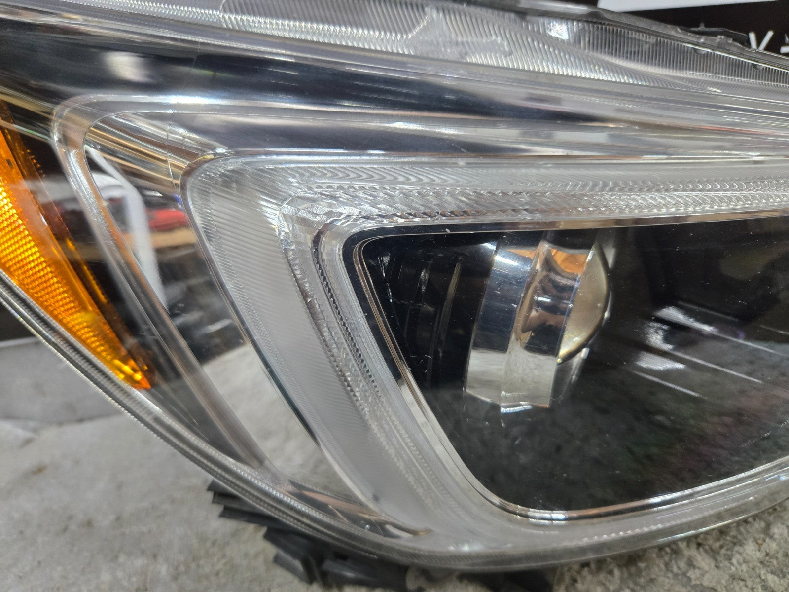 2018-2019 Subaru Legacy Outback Halogen W/LED Headlight Right RH Passenger OEM