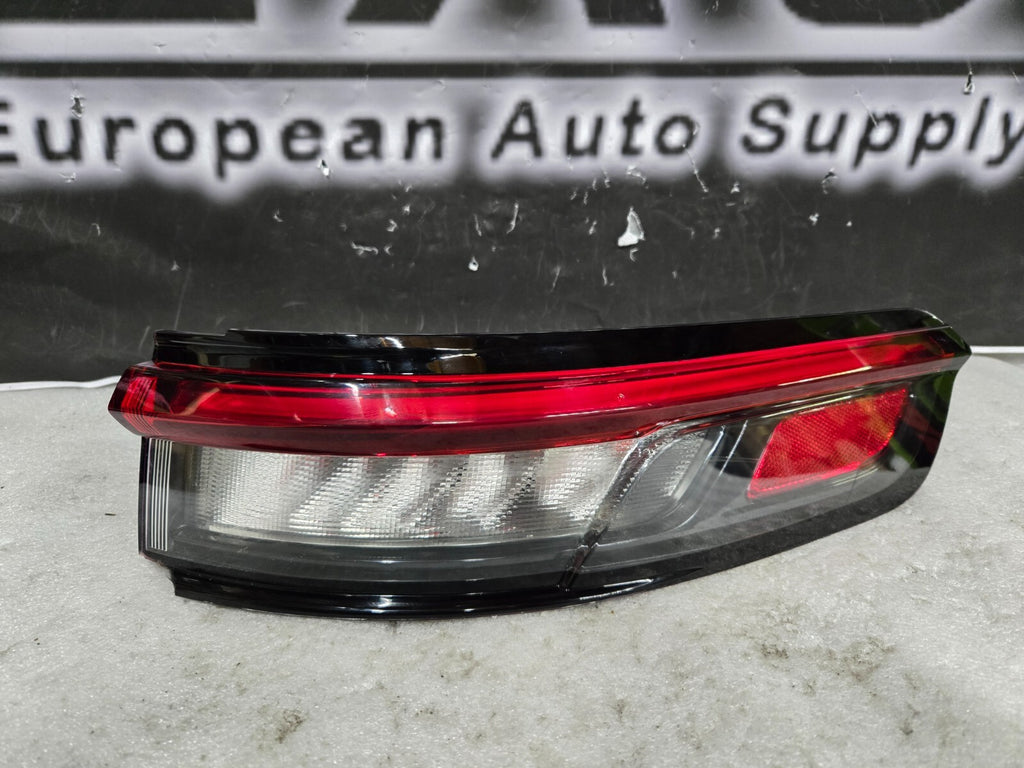 2022 2023 2024 Jeep Grand Cherokee Right Passenger Side LED Tail Light OEM