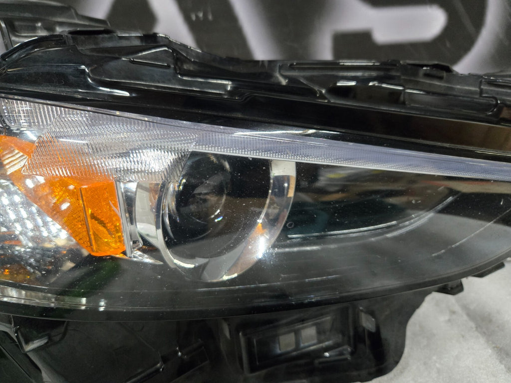2019 2020 2021 Mazda 3 LED Headlight Right RH Passenger OEM Non AFS