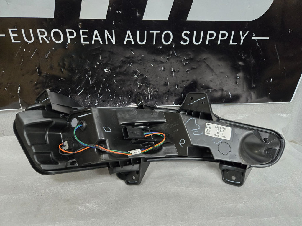 2019-2025 Chevrolet Malibu OEM Fog Light Daytime Running Left Driver 84843549