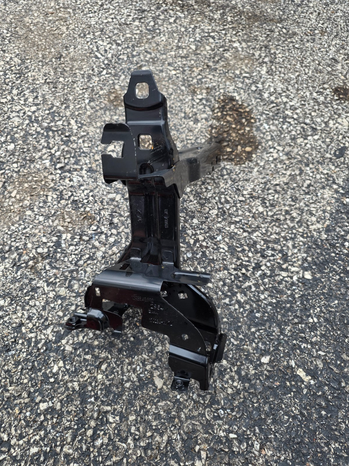 2019-2023 BMW 330i M340i 430i Left Driver Side Radiator Support OEM 51647422293
