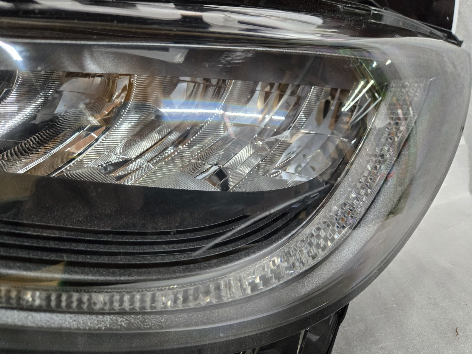 2020-2025 LINCOLN CORSAIR REFLECTOR LED HEADLIGHT LEFT LH DRIVER SIDE OEM
