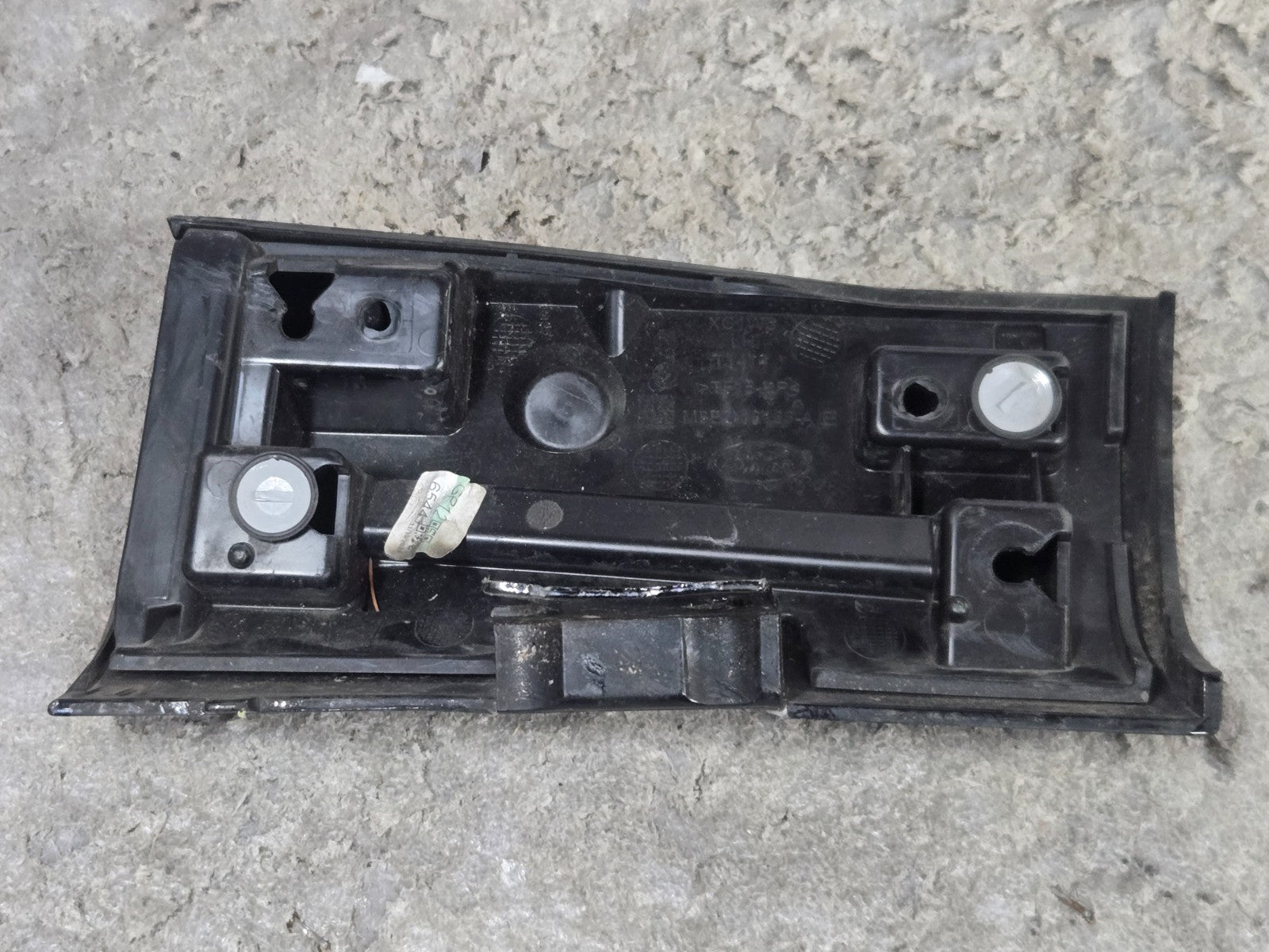 2022-2025 RANGE ROVER LEFT DRIVER SIDE FENDER MOLDING OEM LR177250 M8E2-16165-AE
