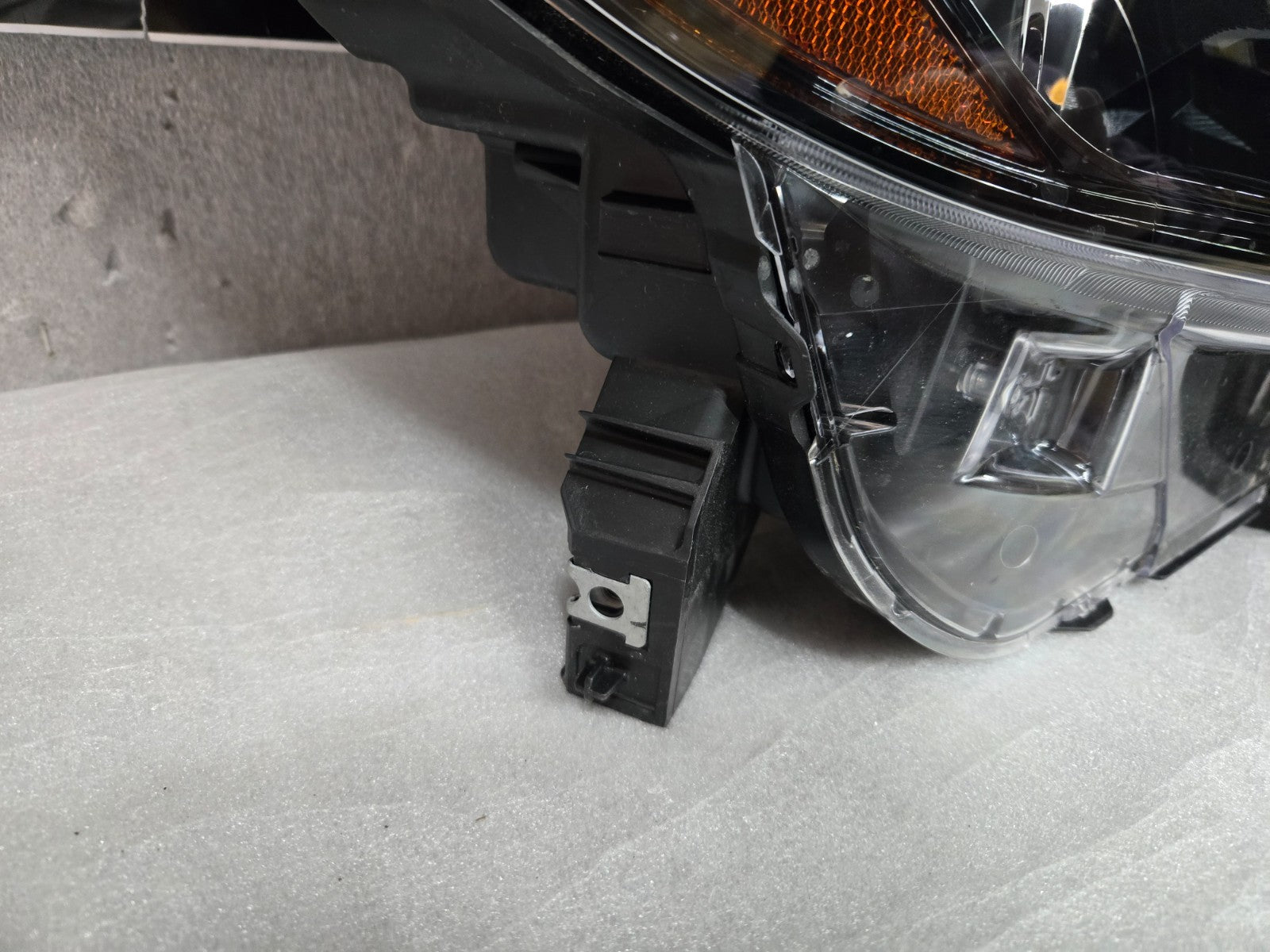 2020-2022 Nissan Rogue Sport Right RH Halogen DRL LED Headlight Assembly OEM