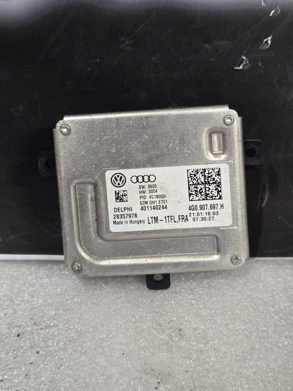 2013-2017 Audi A4 A5 Q5 LED Headlight Ballast Control Module 4G0907697H OEM