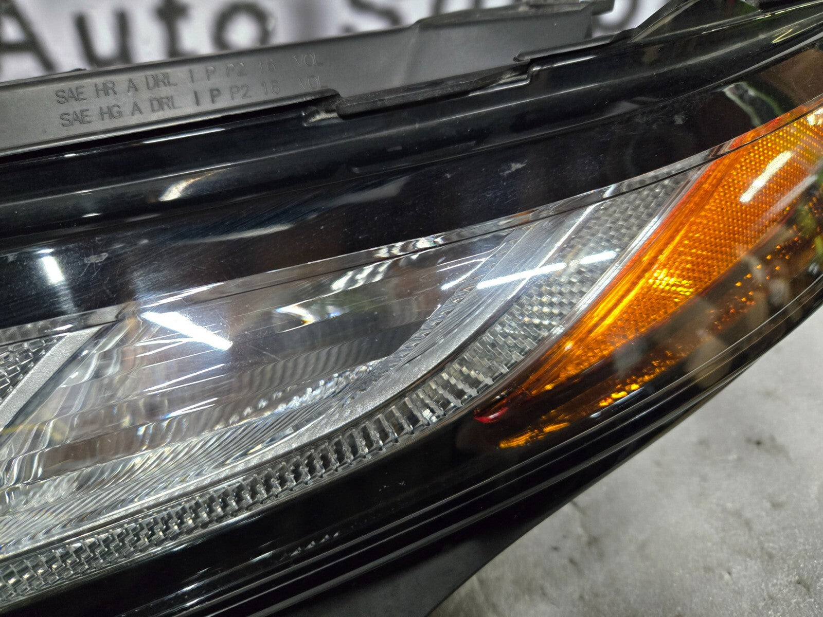 2016-2019 RANGE ROVER EVOQUE LEFT LH DRIVER SIDE HEADLIGHT HID XENON OEM L 