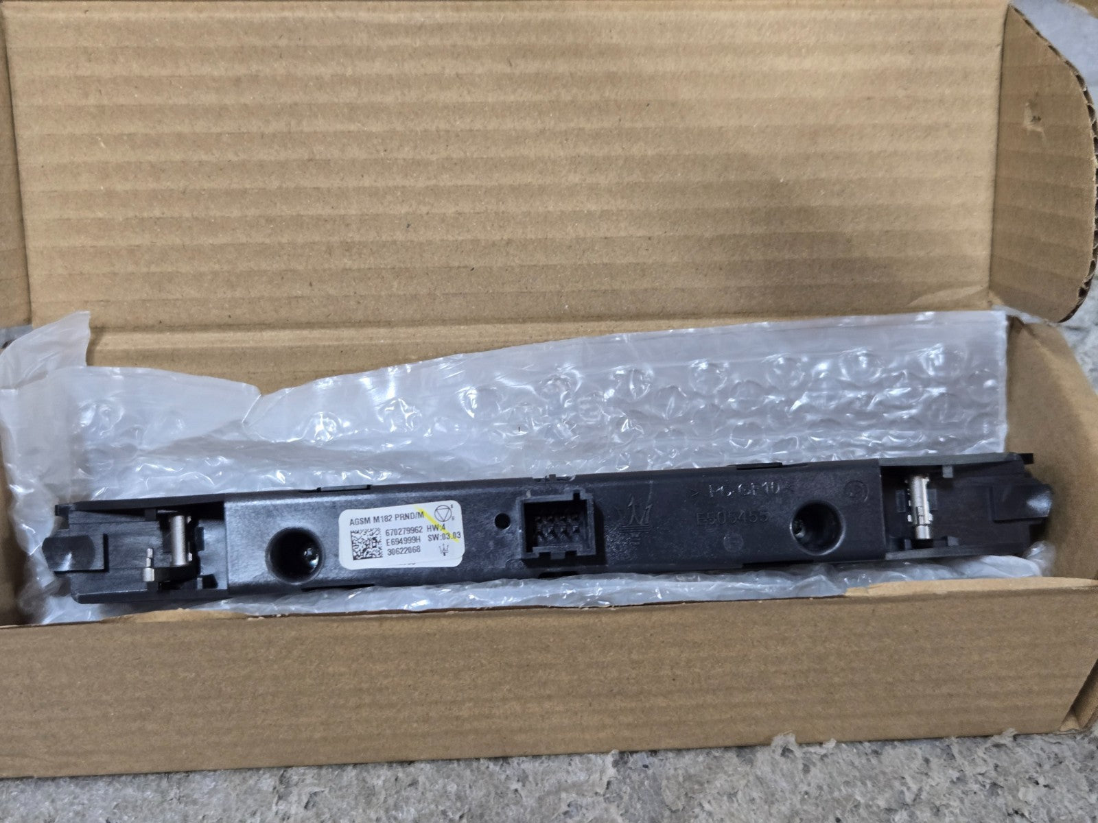 2023 Maserati Grecale Center Console Gear Shifter Button Switch Panel P OEM