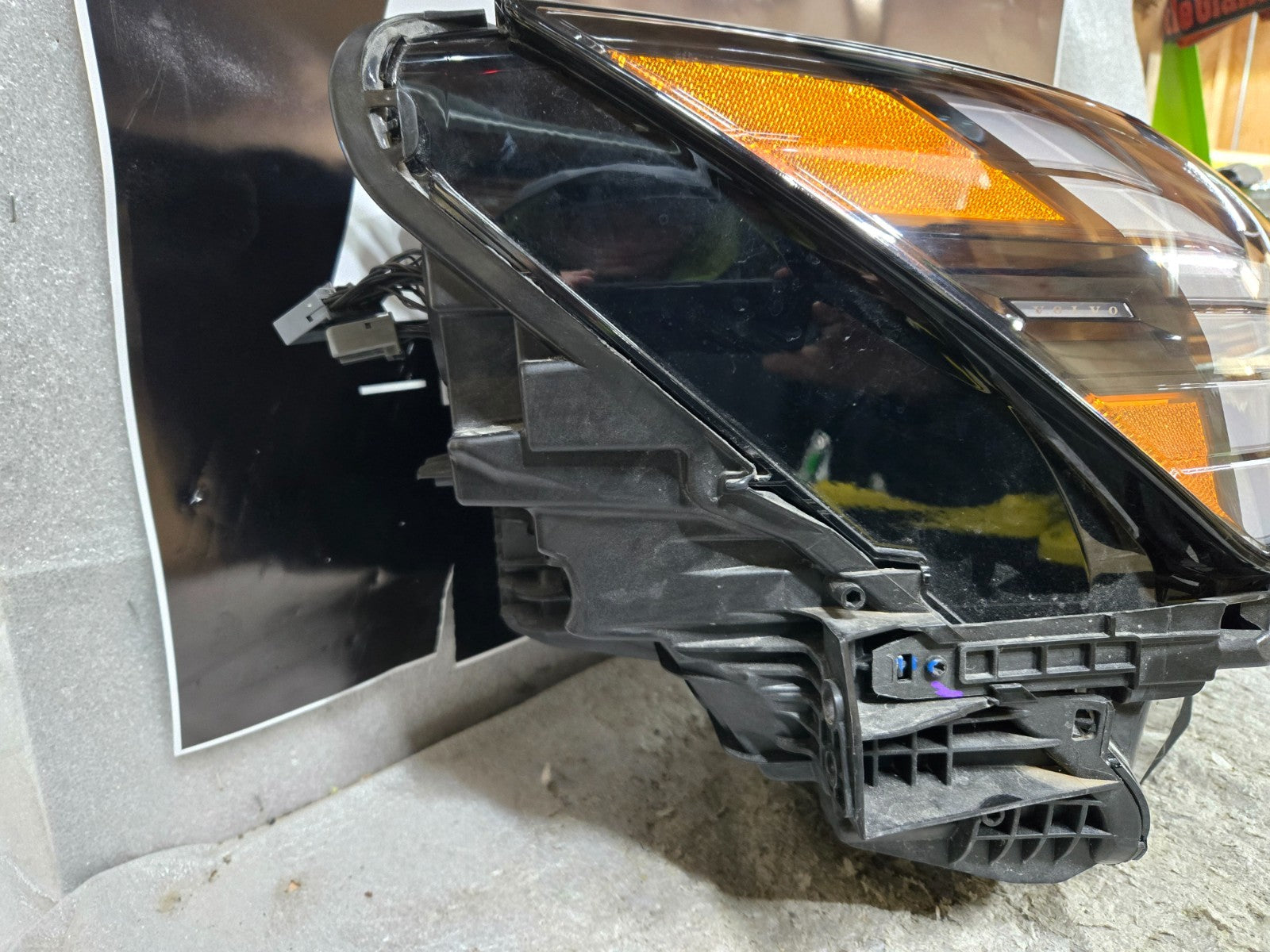 2025 VOLVO EX90 ULTRA RIGHT RH PASSENGER SIDE LED HEADLIGHT OEM 32450061