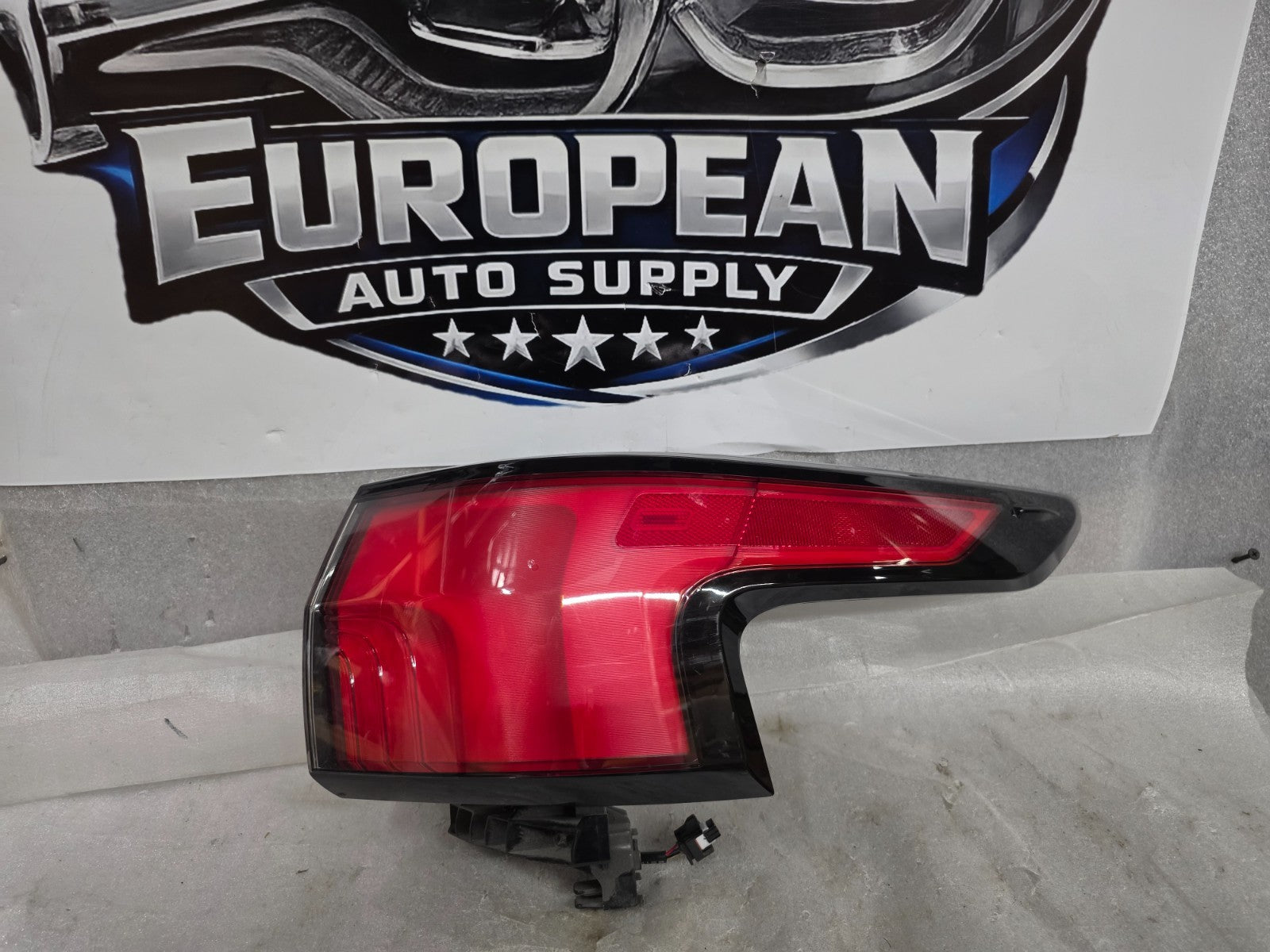 2023 2024 2025 TOYOTA SEQUOIA RH RIGHT PASSENGER QUARTER PANEL TAIL LIGHT OEM