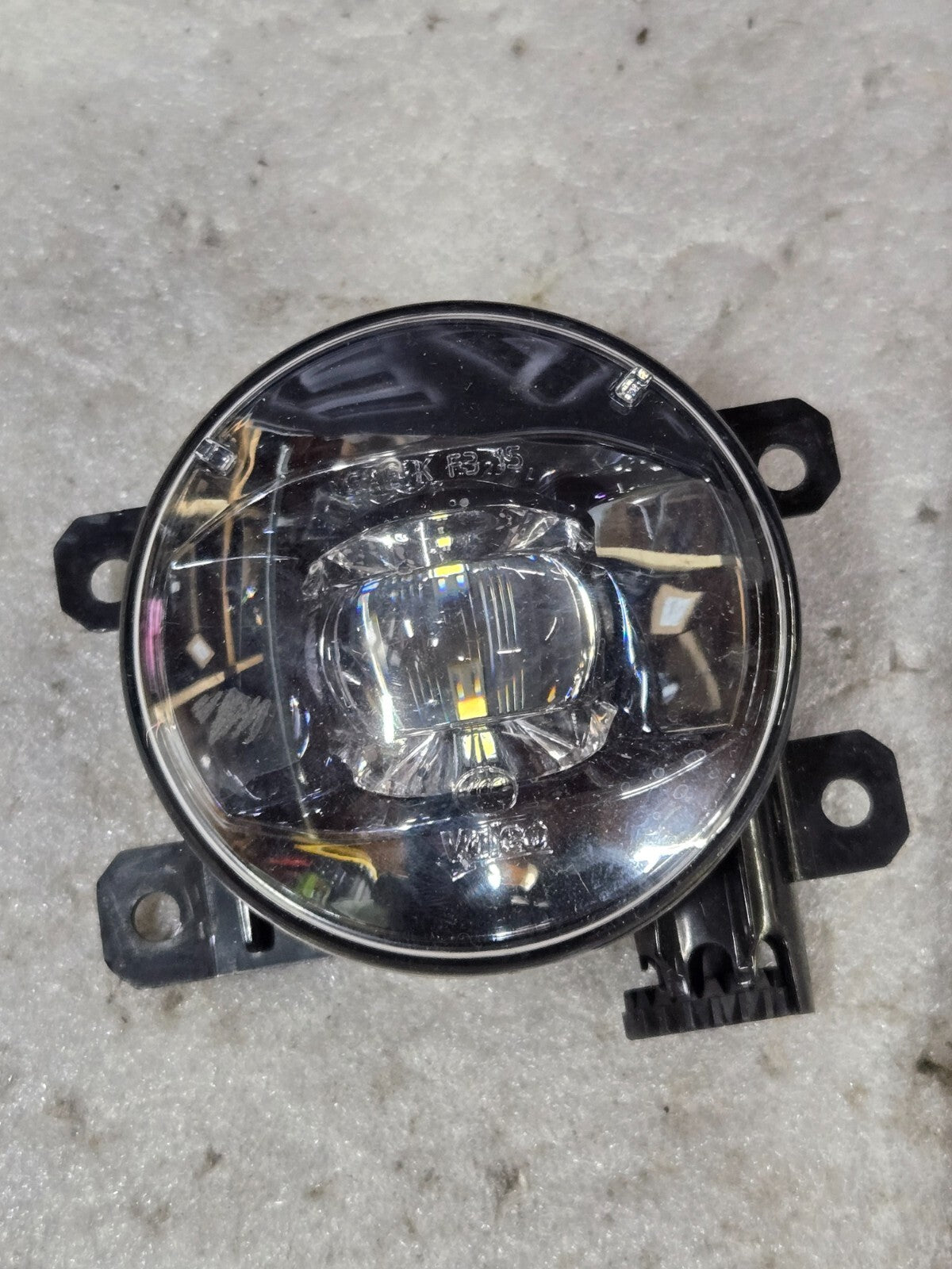 2017-2020 MASERATI LEVANTE RIGHT/LEFT SIDE LED FOG LIGHT OEM #670033497