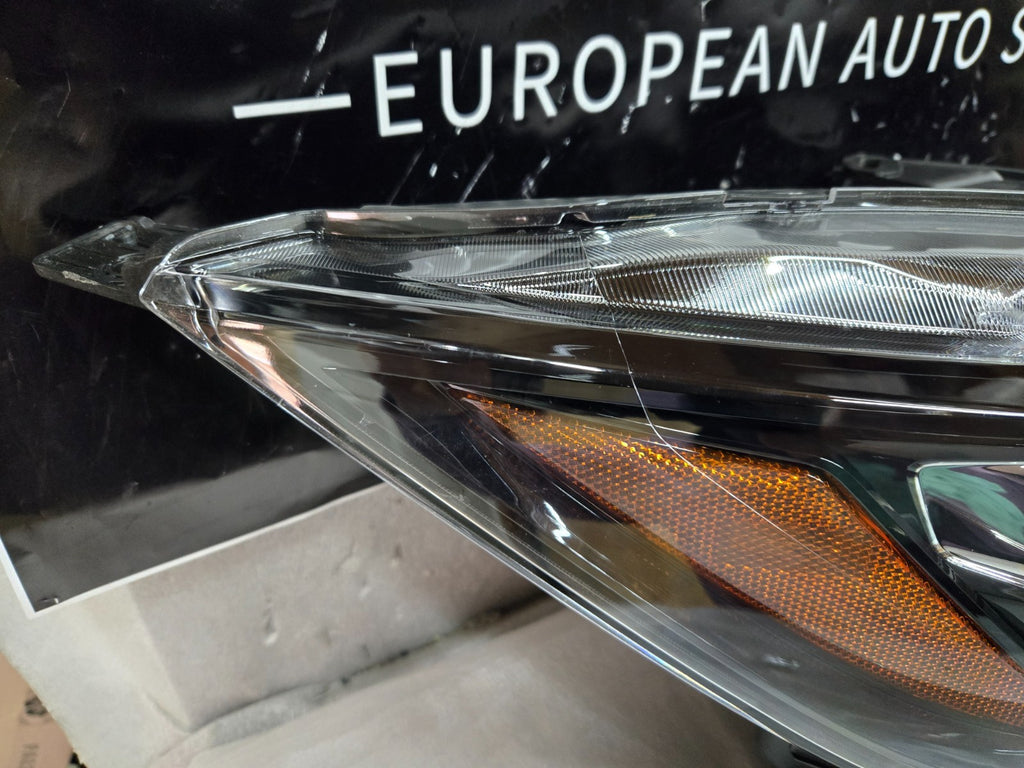 2020-2022 Nissan Rogue Sport Right RH Halogen DRL LED Headlight Assembly OEM
