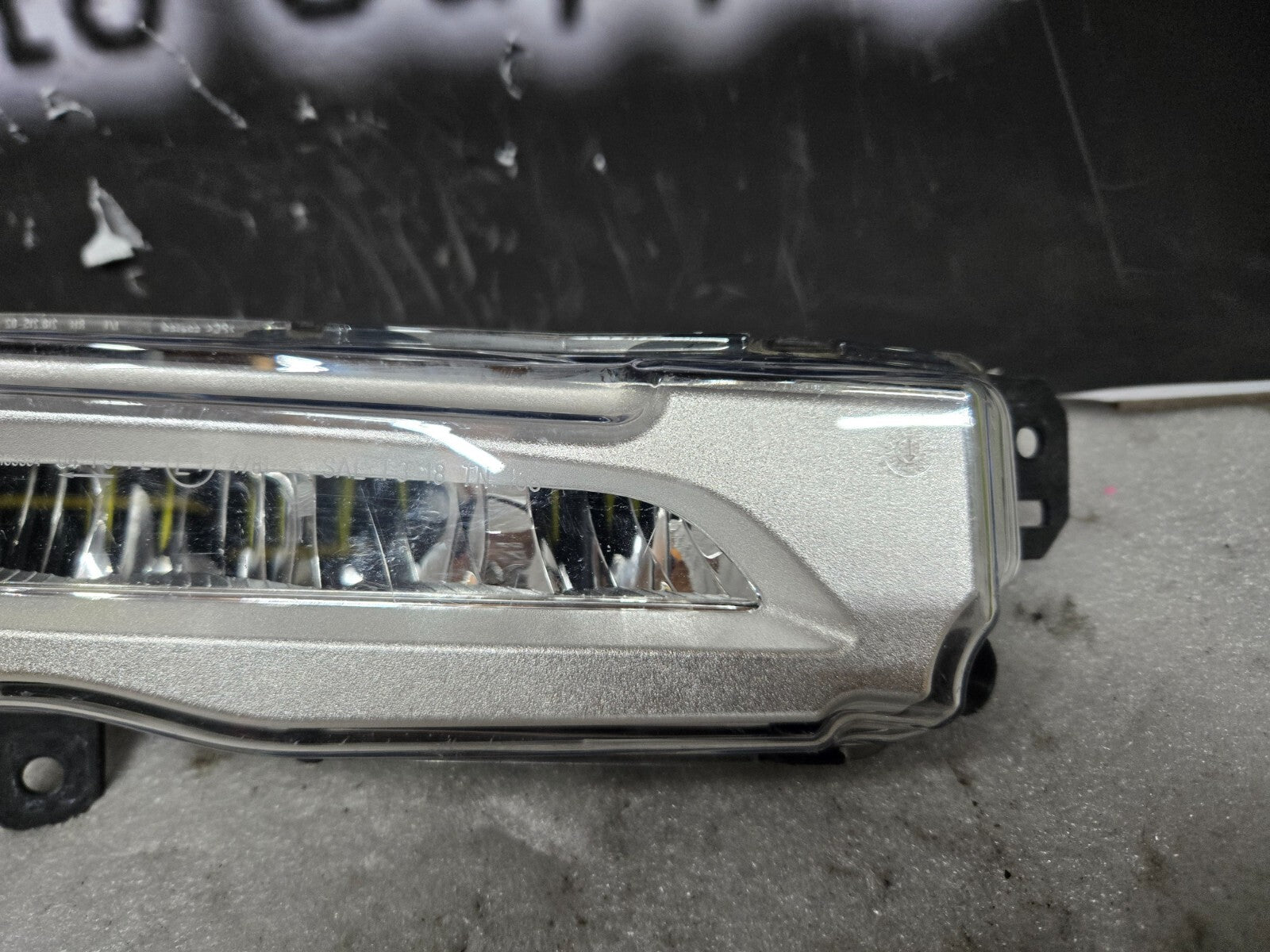 2019 2020 2021 BMW X5 Front Right Passenger RH OEM LED Fog Light 63177406366