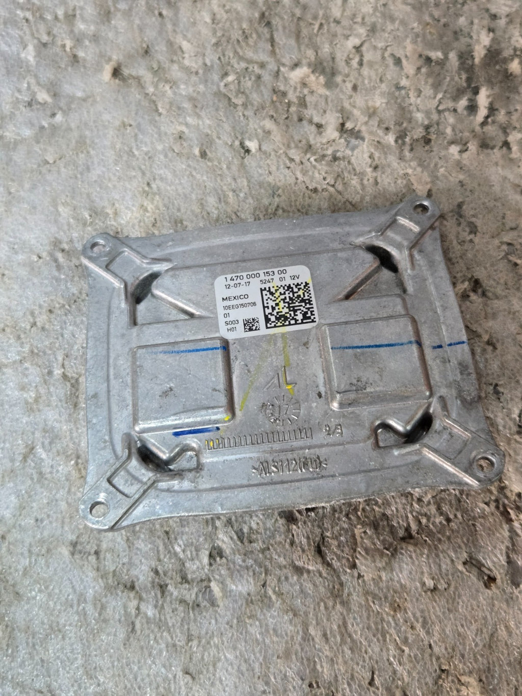 2017-2020 CHRYSLER PACIFICA OEM HEADLIGHT BALLAST MODULE 1-470-000-153-00