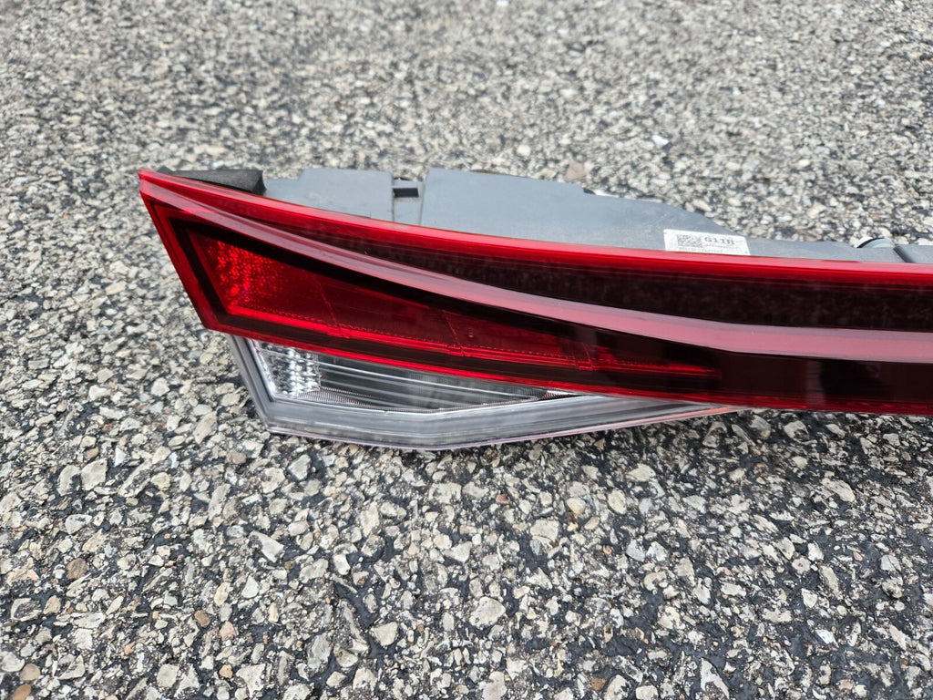2021 2022 2023 Hyundai Elantra Tail Light Trunk Mounted 92409-AA020 OEM
