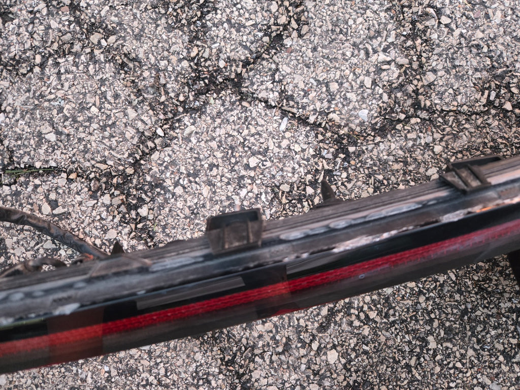 2022-2024 Hyundai Tucson Rear Tail Light Bar 92403-N9150 OEM w/ Camera