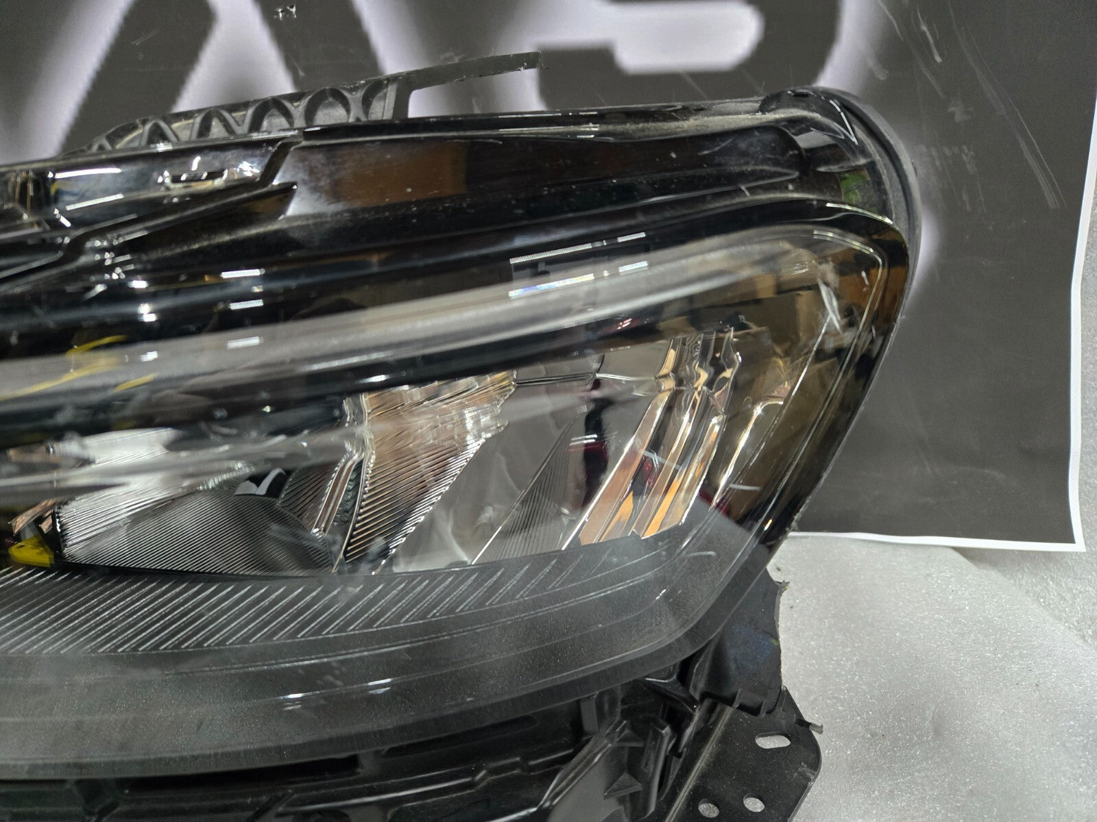 2021-2023 Jeep Grand Cherokee Left LH Driver Side Headlight LED OEM 68376975AE