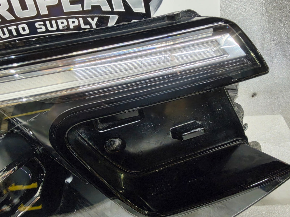 2024 - 2025 Volkswagen Atlas Right RH Base LED Headlight OEM Complete 3CN941082L
