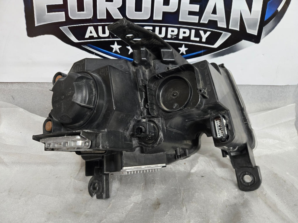 2017 - 2022 Jeep Grand Cherokee Left LH Non-AFS Xenon Headlight OEM 68426873AD