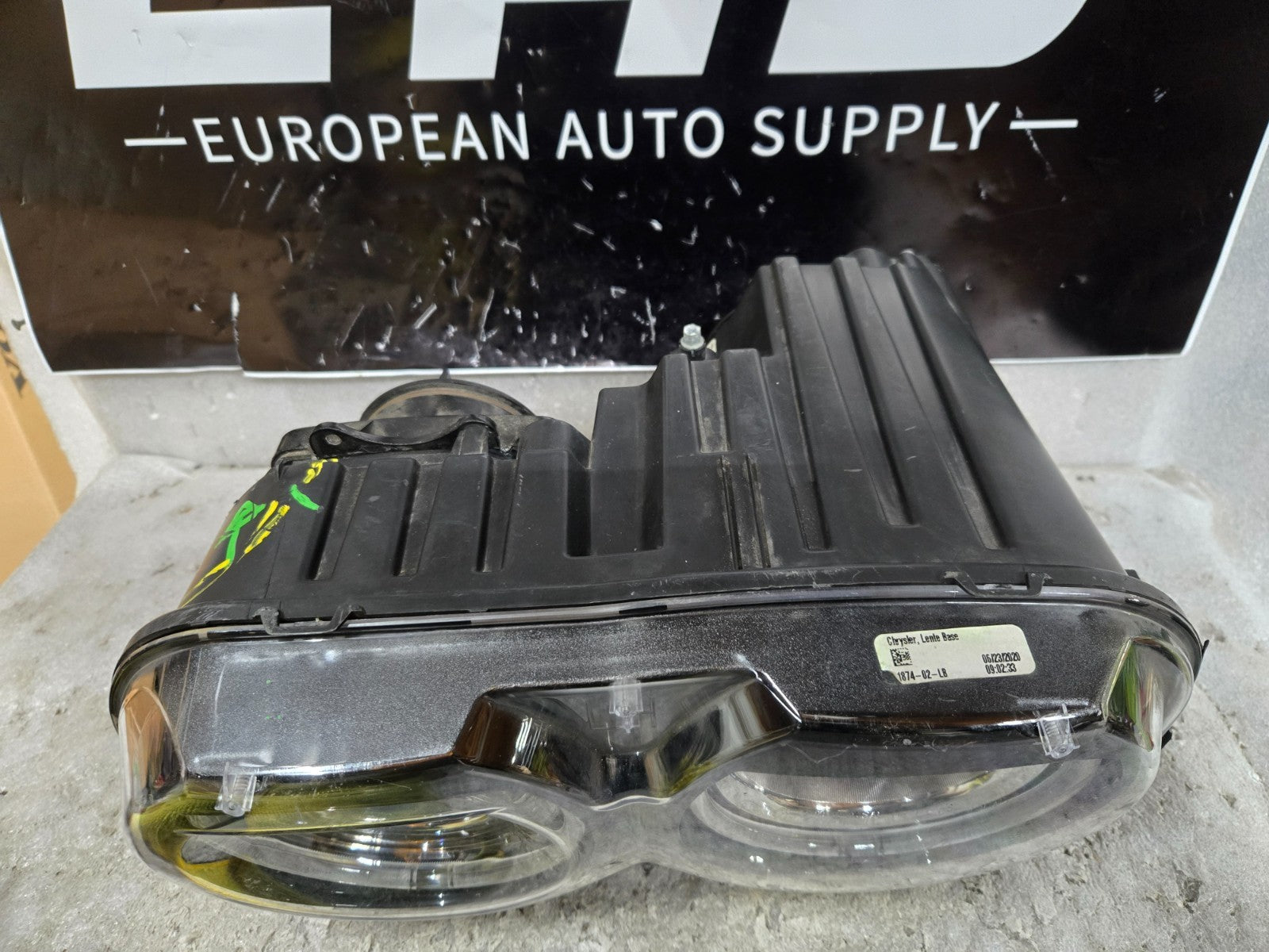 2019-2023 Dodge Challenger Driver Left LH Halogen Headlight W A/C Varroc OEM