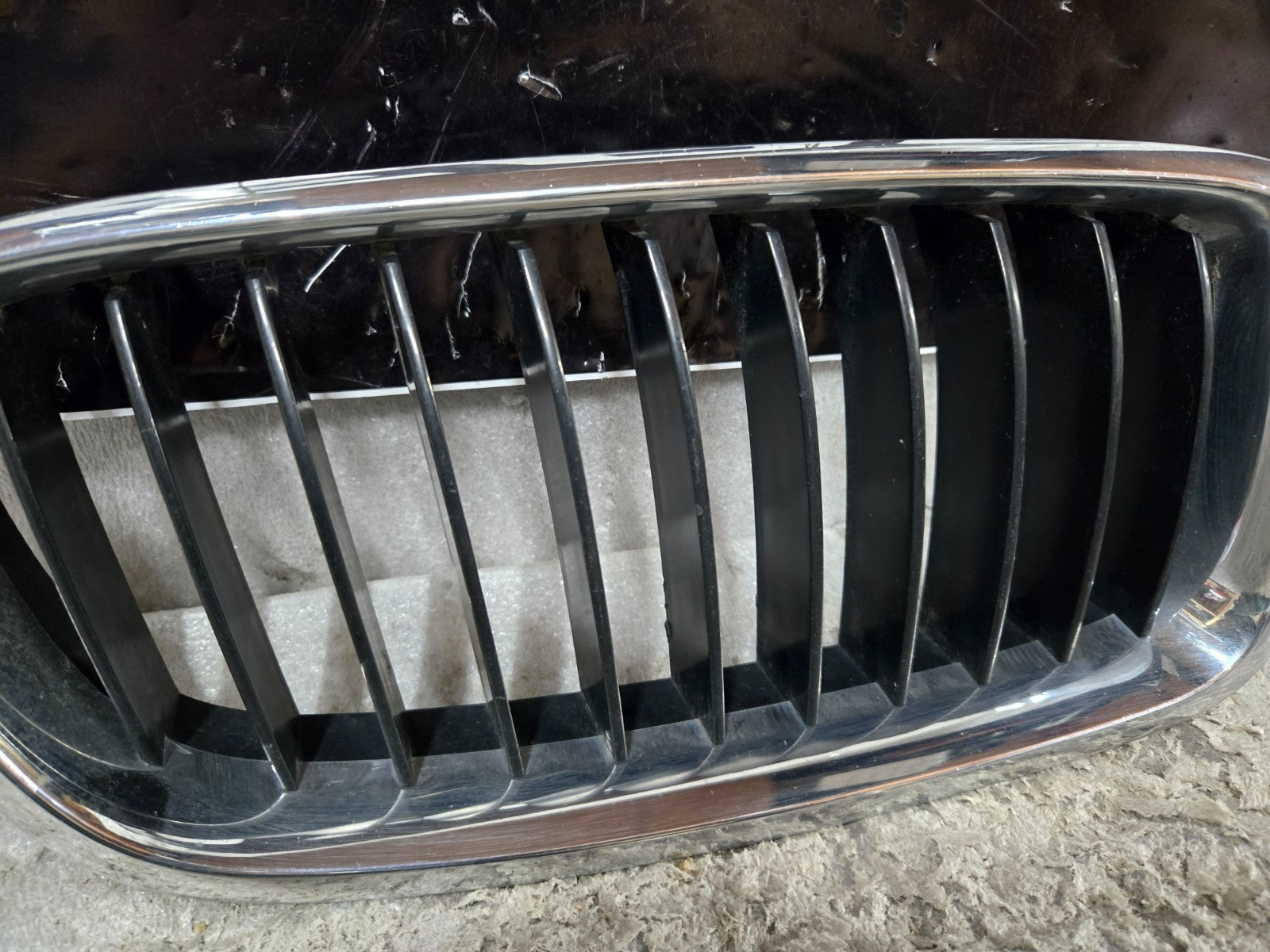 2012 - 2015 BMW 3 Series Front Kidney Grille Left + Right Side 5113-7255411 OEM