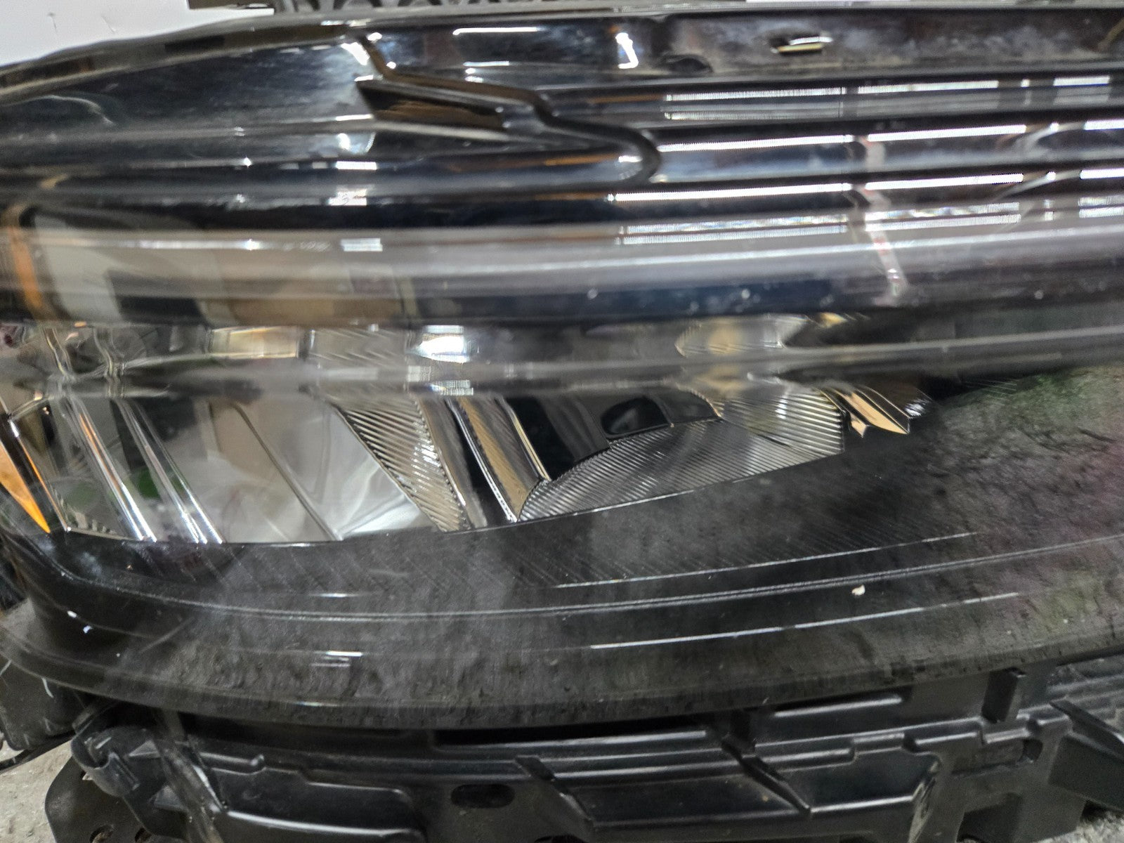 2021 2022 JEEP GRAND CHEROKEE FRONT RIGHT PASSENGER SIDE LED HEADLIGHT OEM