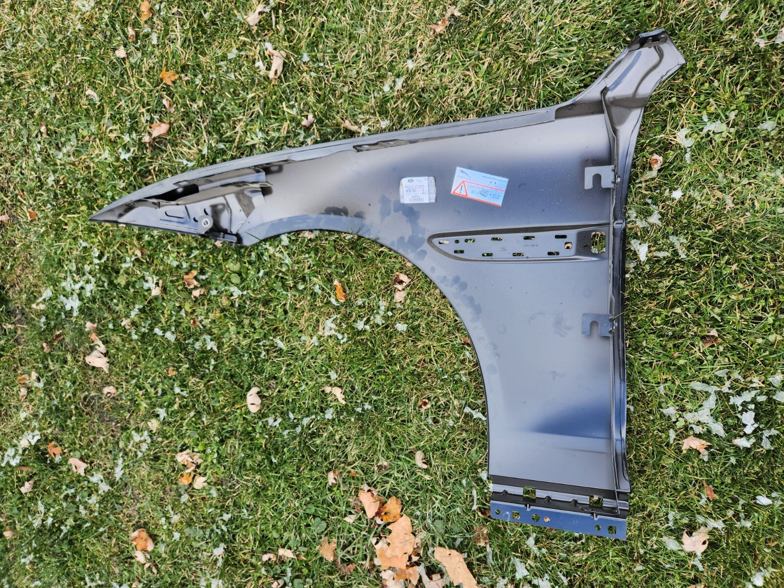 2017-2020 JAGUAR XE FRONT RIGHT PASSENGER SIDE FENDER SHELL OEM T4N2636 NEW