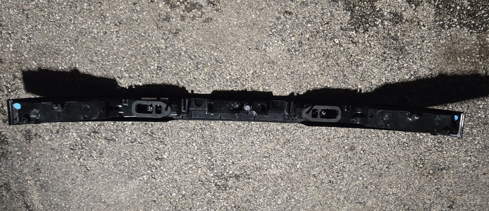 2022 - 2026 Range Rover L460 Rear Tailgate Center Panel M8E215C436BP OEM