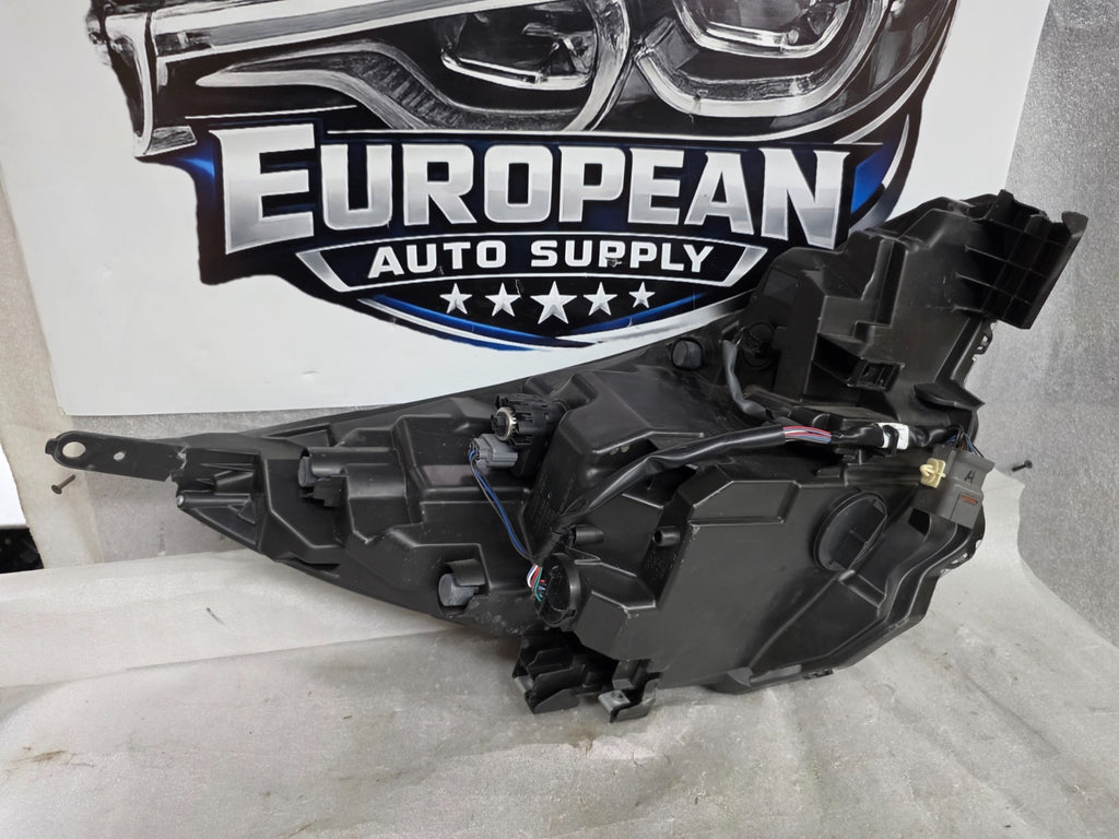 2023 2024 2025 Subaru Ascent Left LH Driver Side Headlight OEM 84002XC11A