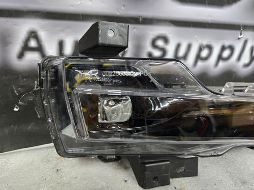 *Damaged* Tesla Model Y Front Right Side Fog Light Lamp 2020 2021 2022 2023 OEM