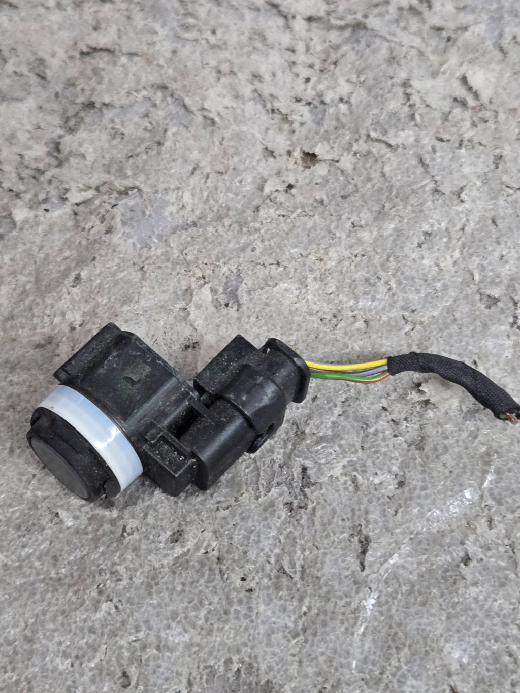 2024 2025 BMW Bumper Ultrasonic Parking Sensor PDC w/ Connector 66205A2DA16 OEM