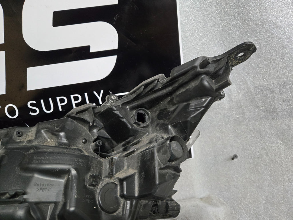 2019-2021 TOYOTA RAV4 RIGHT PASSENGER RH HEADLIGHT ASSY OEM PART# 81110-0R160
