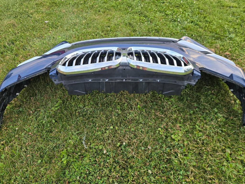 2019-2023 BMW X5 G05 FRONT BUMPER COVER 5111-7421791 OEM *NEAR COMPLETE