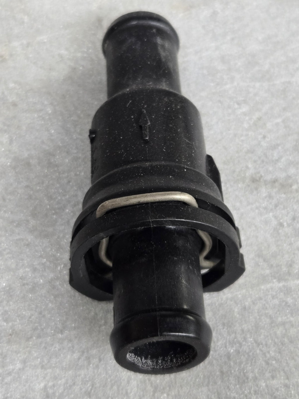 Audi VW Lamborghini Thermostat 8R0121113 1K0121113A 4E0121113 1K0121087R OEM